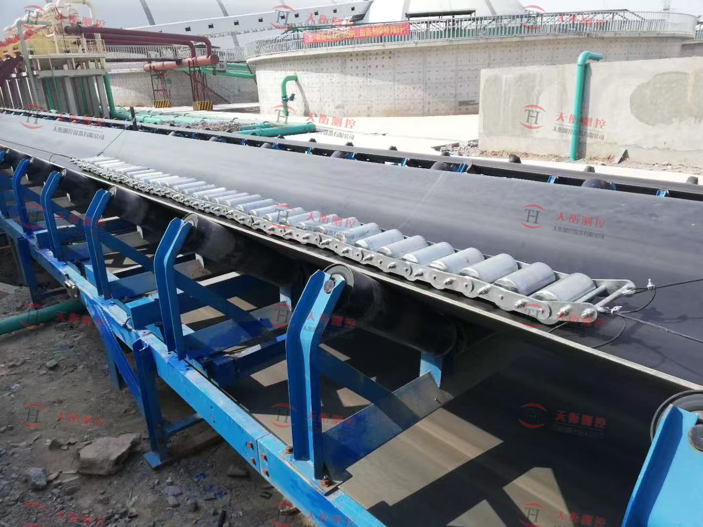 成都電廠皮帶秤及藏箱式鏈碼現場